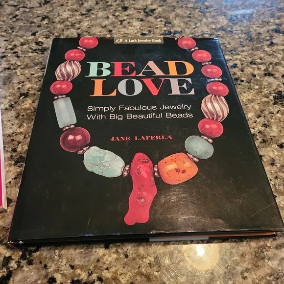 SOLD - 3/$25 ✨️ Set of 2 Beaded Jewelry Books - Picture 3 of 13